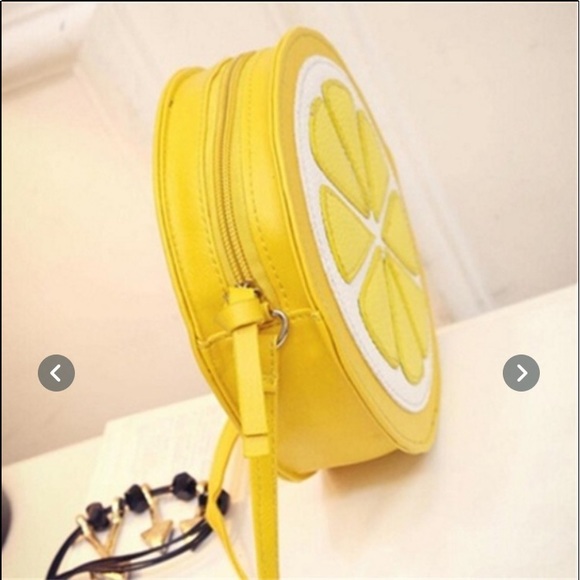 Boutique Round Lemon Crossbody Purse - NEW - Picture 5 of 6
